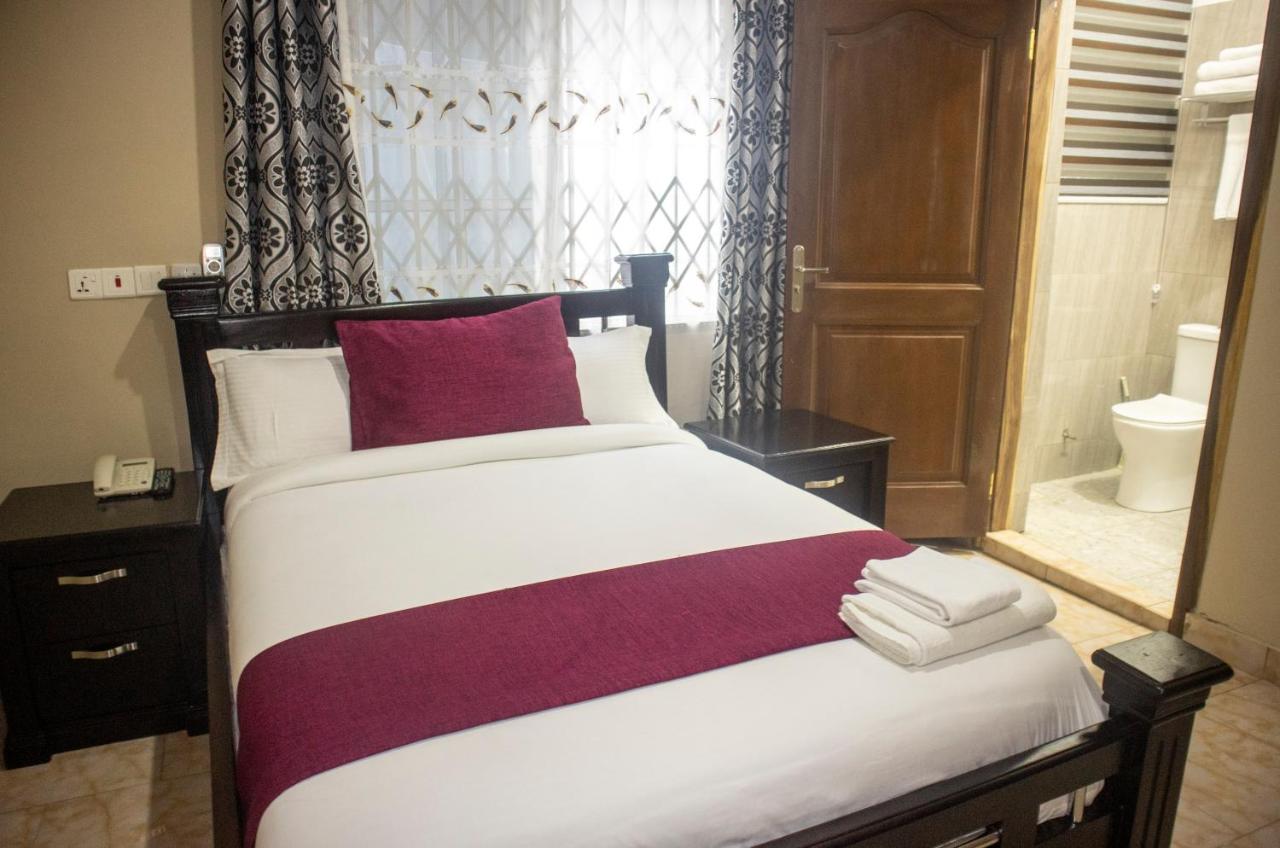 Kislas Luxury Hotel Adenta Exterior foto