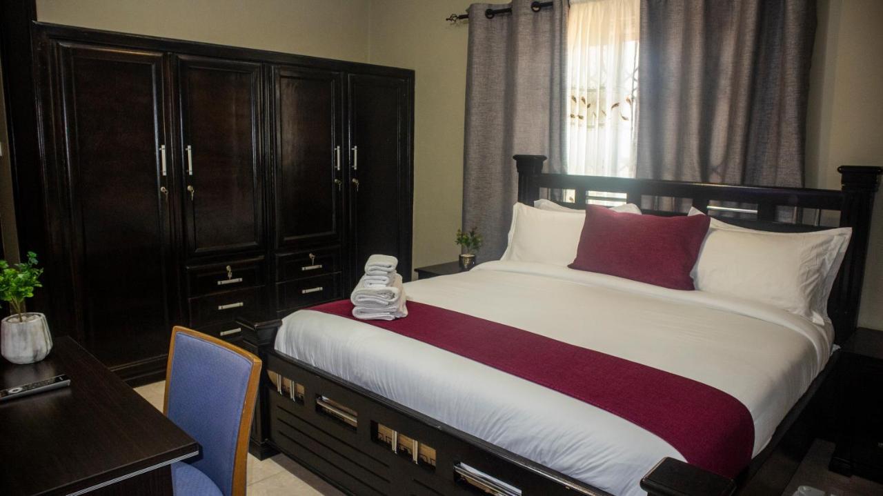 Kislas Luxury Hotel Adenta Exterior foto